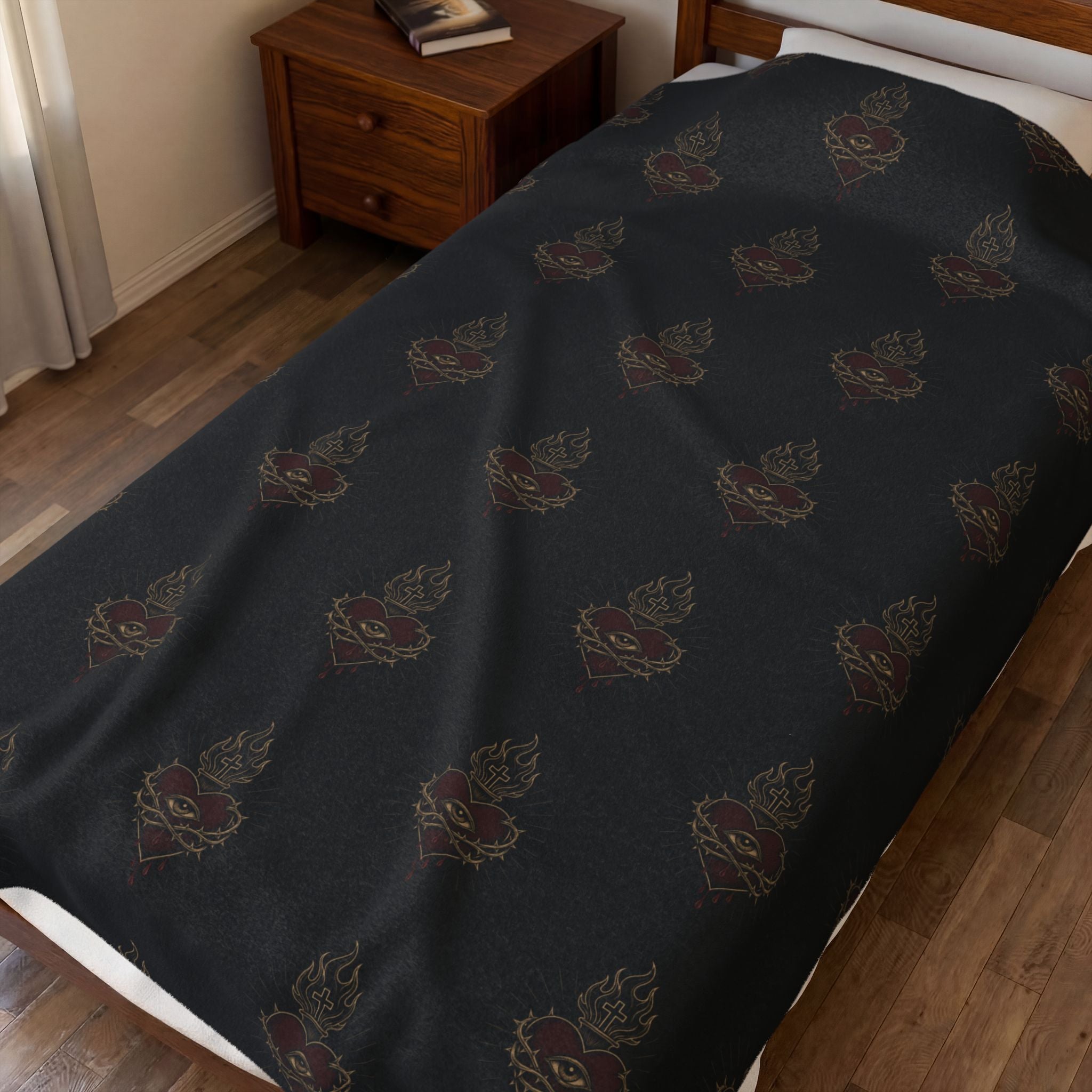 Sacred Heart Pattern Velveteen Plush Blanket | Gothic Skull Repeat Design