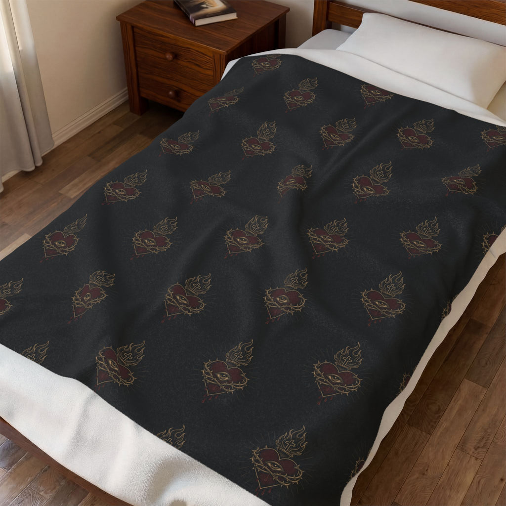 Sacred Heart Pattern Velveteen Plush Blanket | Gothic Skull Repeat Design